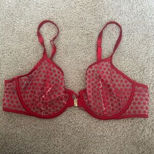 Victoria’s Secret Bra